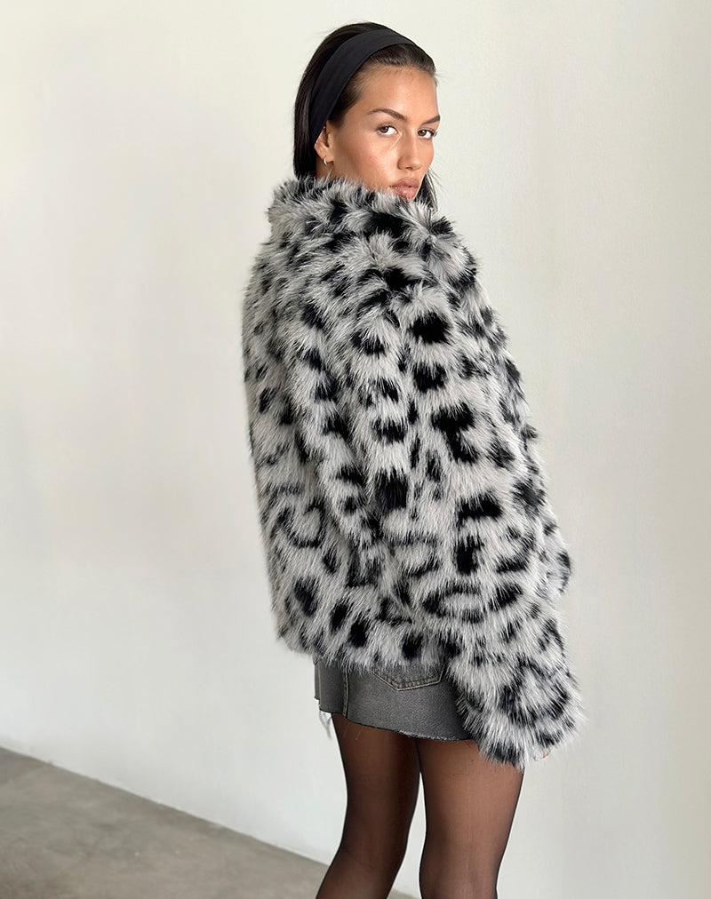 Joji Cropped Faux Fur Jacket in Grey Leopard