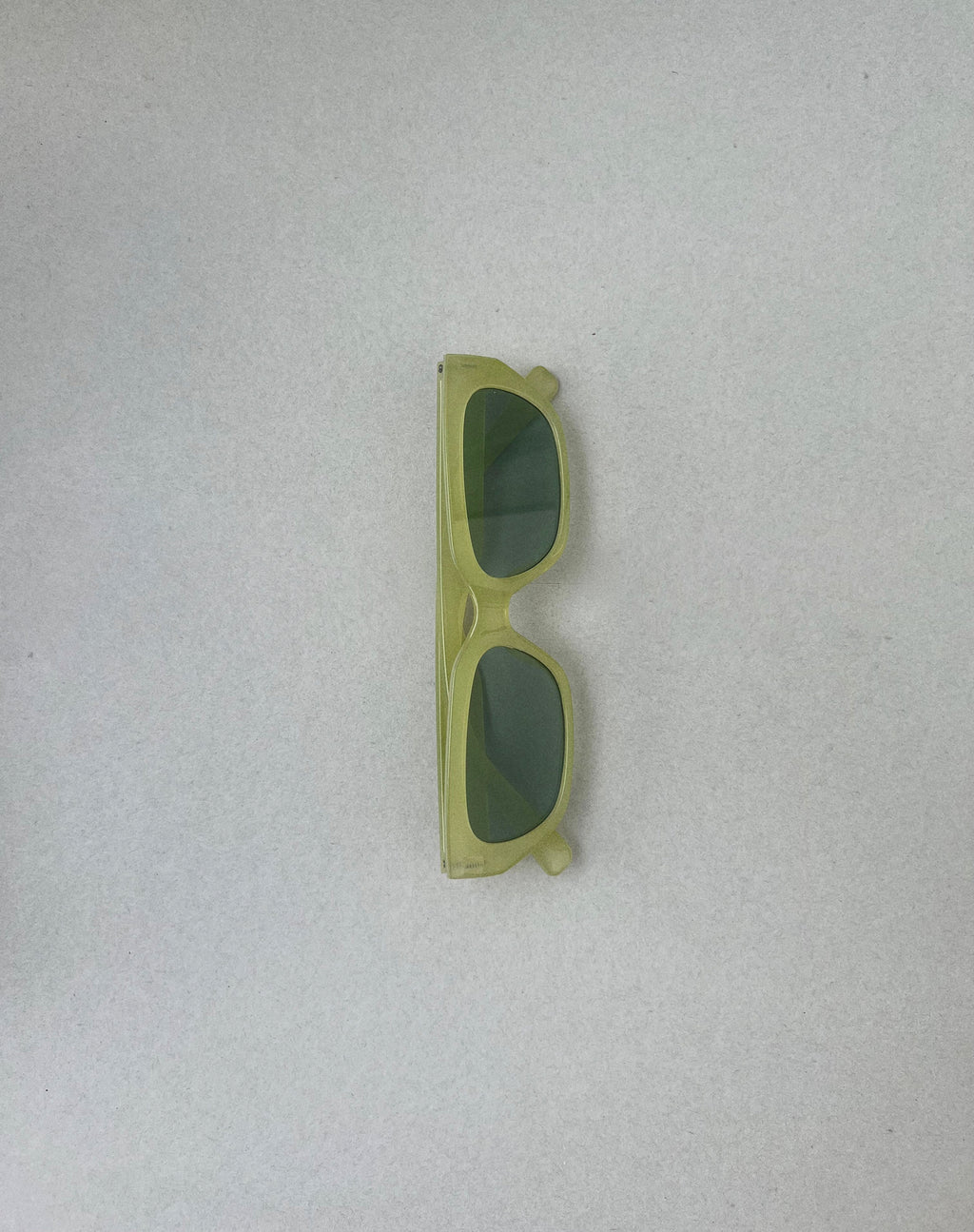 Amiah Rectangle Sunglasses in Light Green