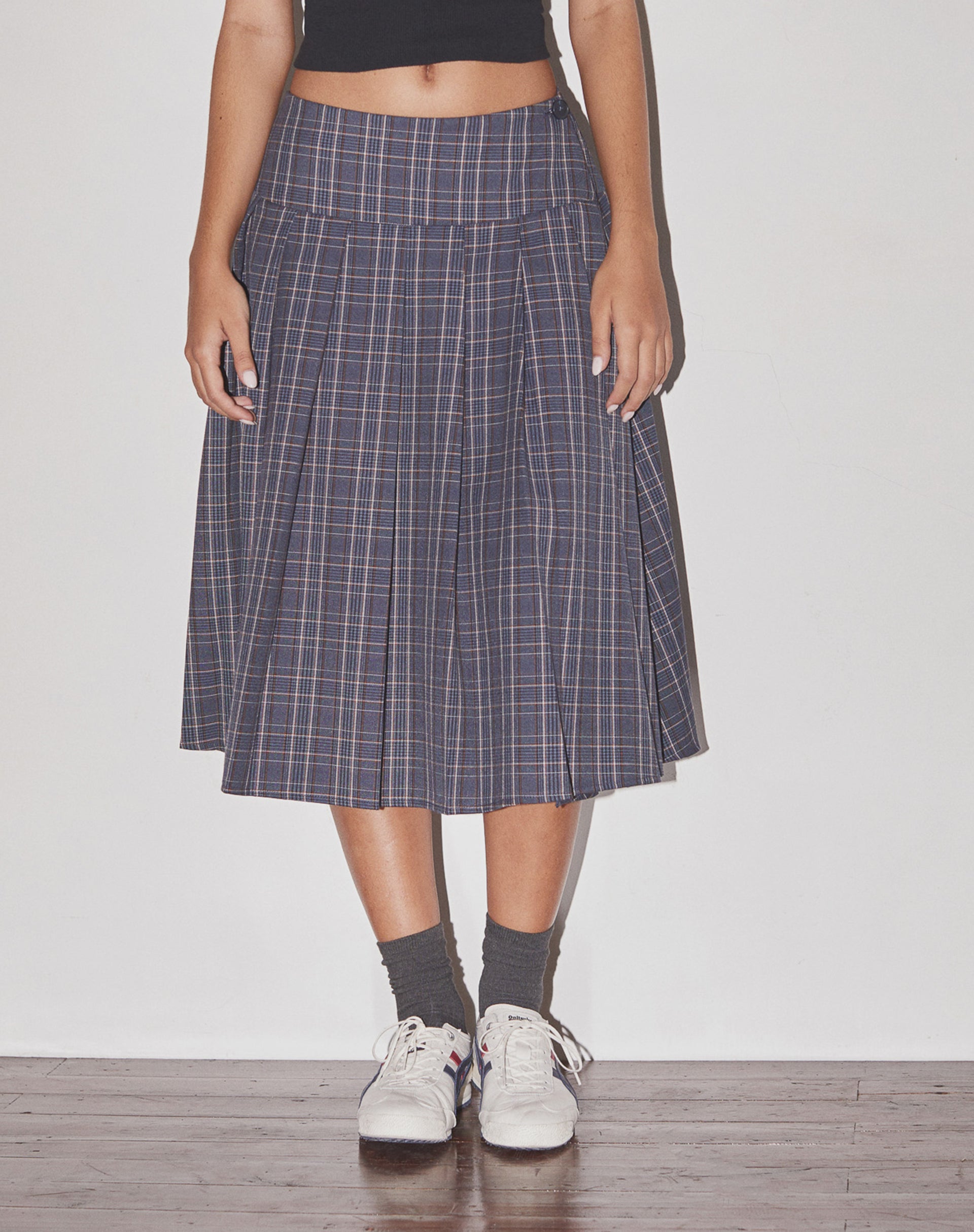 Check a 2024 line midi skirt