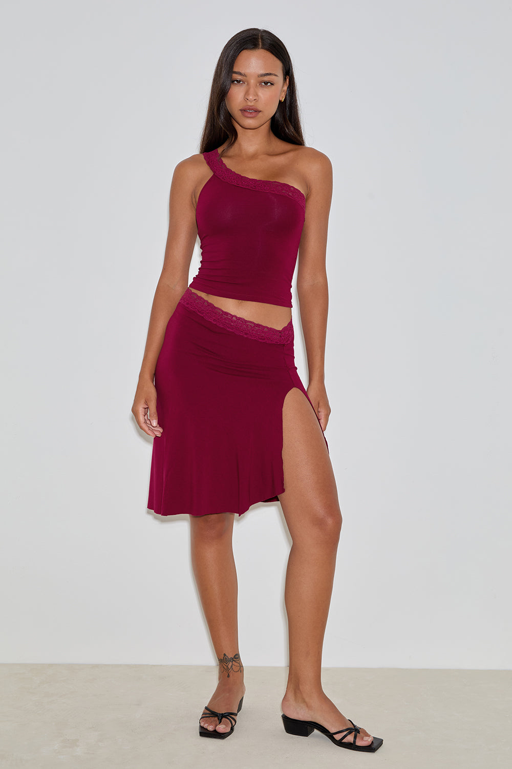 Laudine Midi Skirt in Burgundy