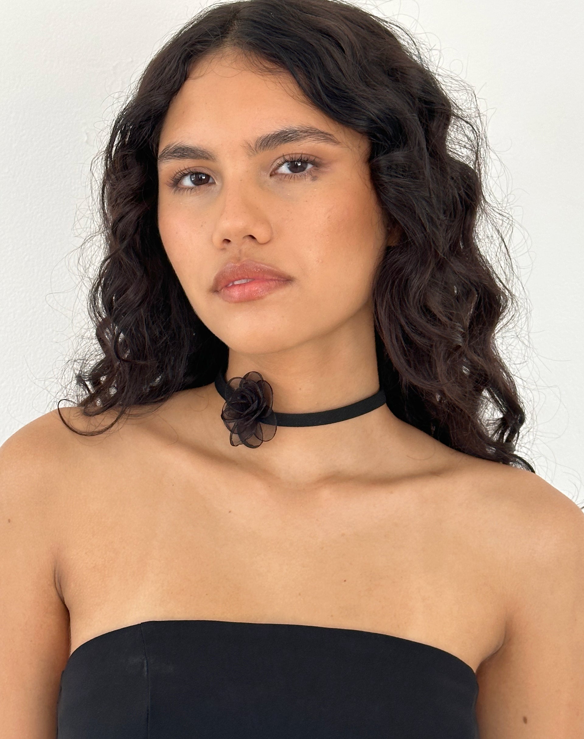 Rose choker deals necklace