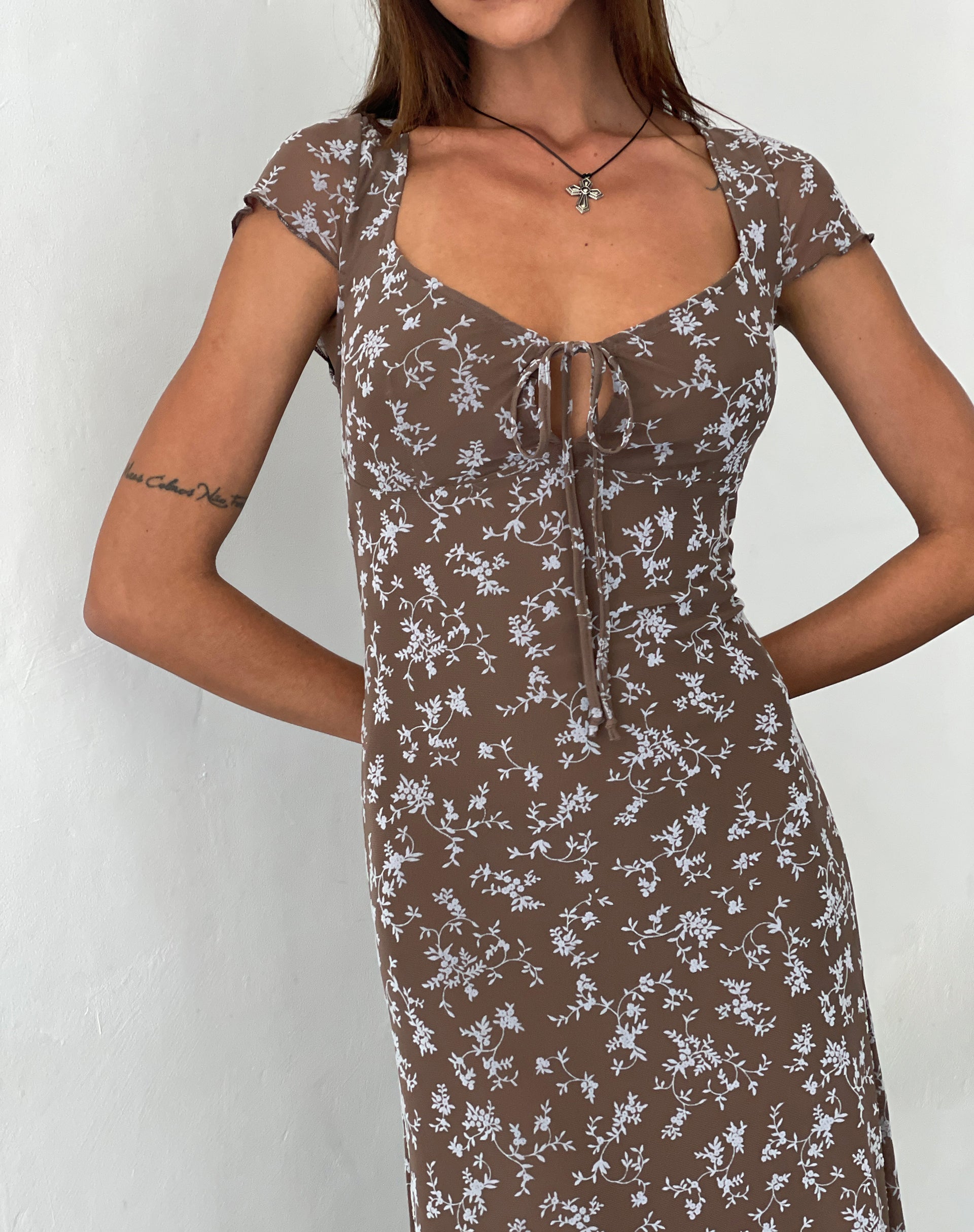 Dark top taupe dress