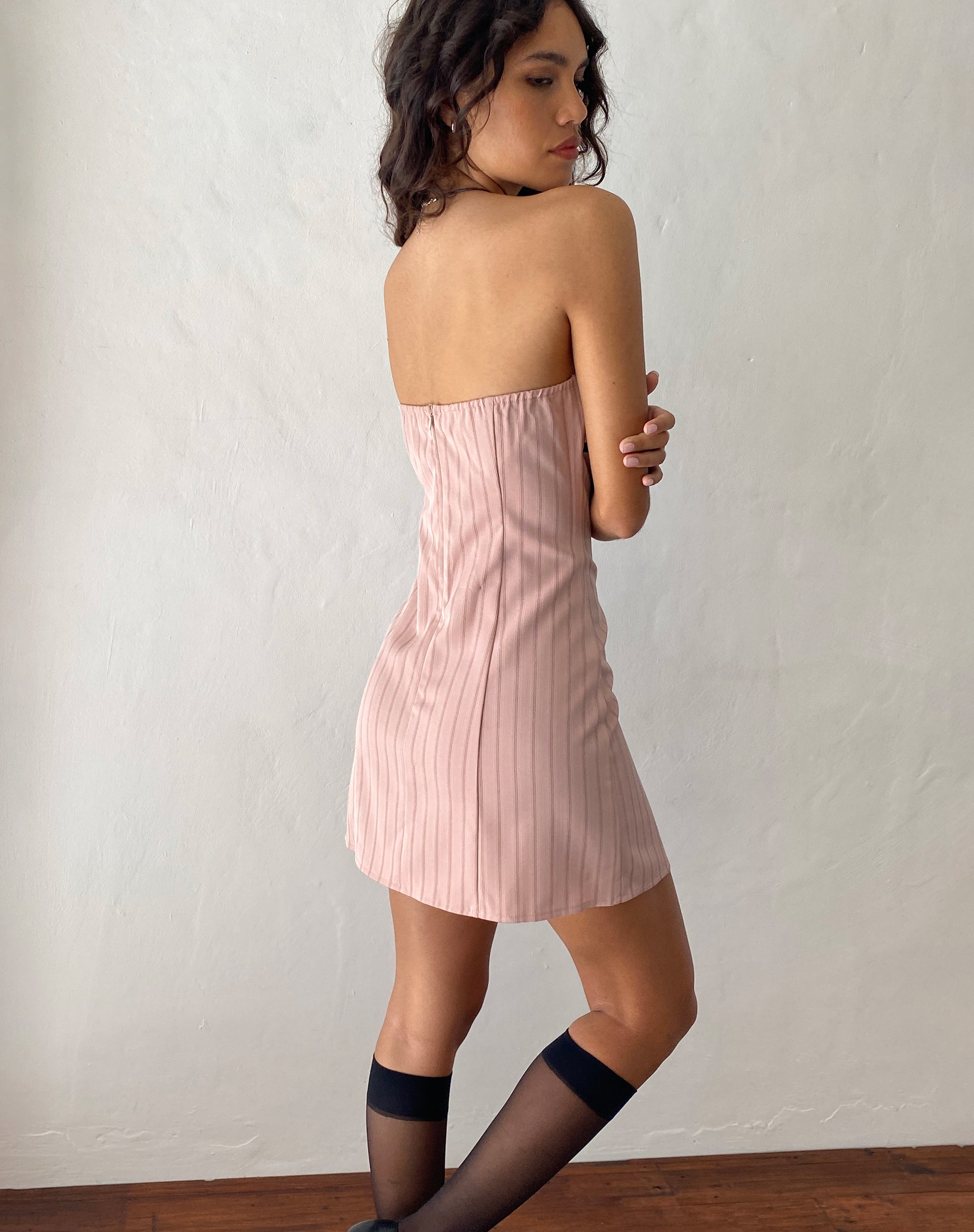 Pink and white hotsell striped dress forever 21