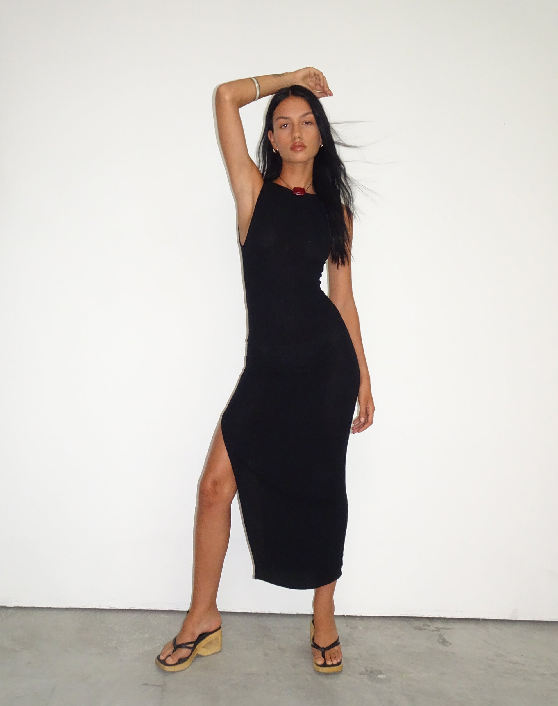 Black midi hot sale maxi dress