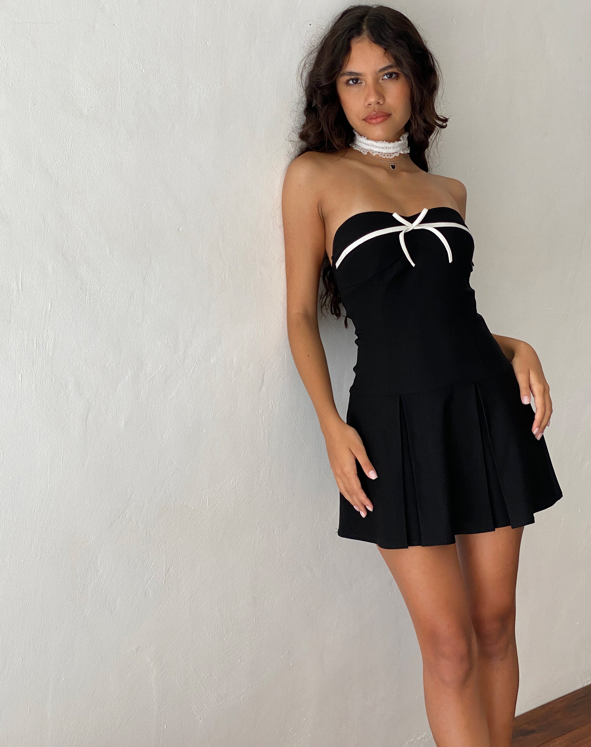 Black and white bow cheap dress