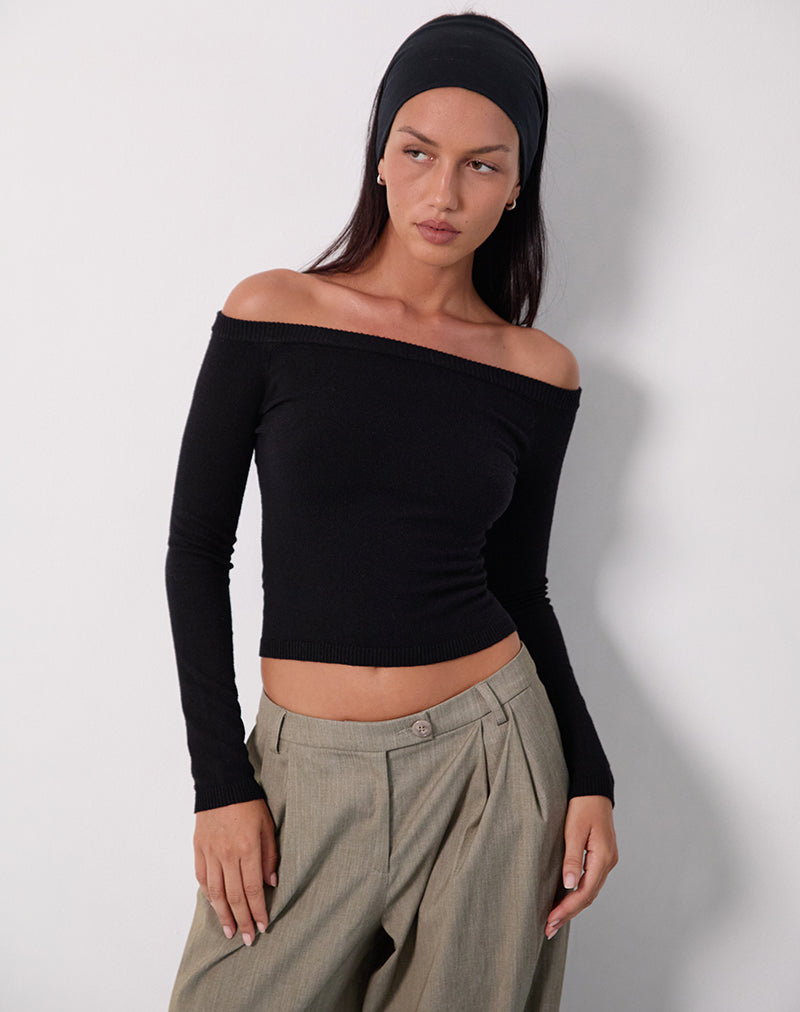 Renie Bardot Top in Black Knit