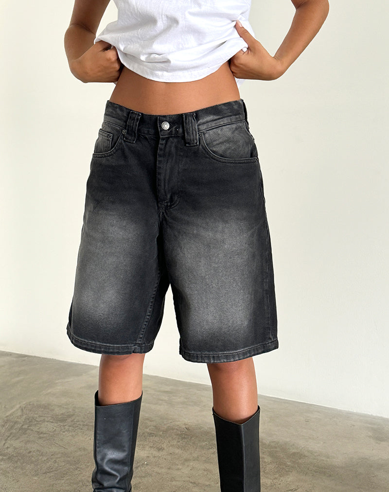 Image of Low Rise Skater Short in Extreme Black