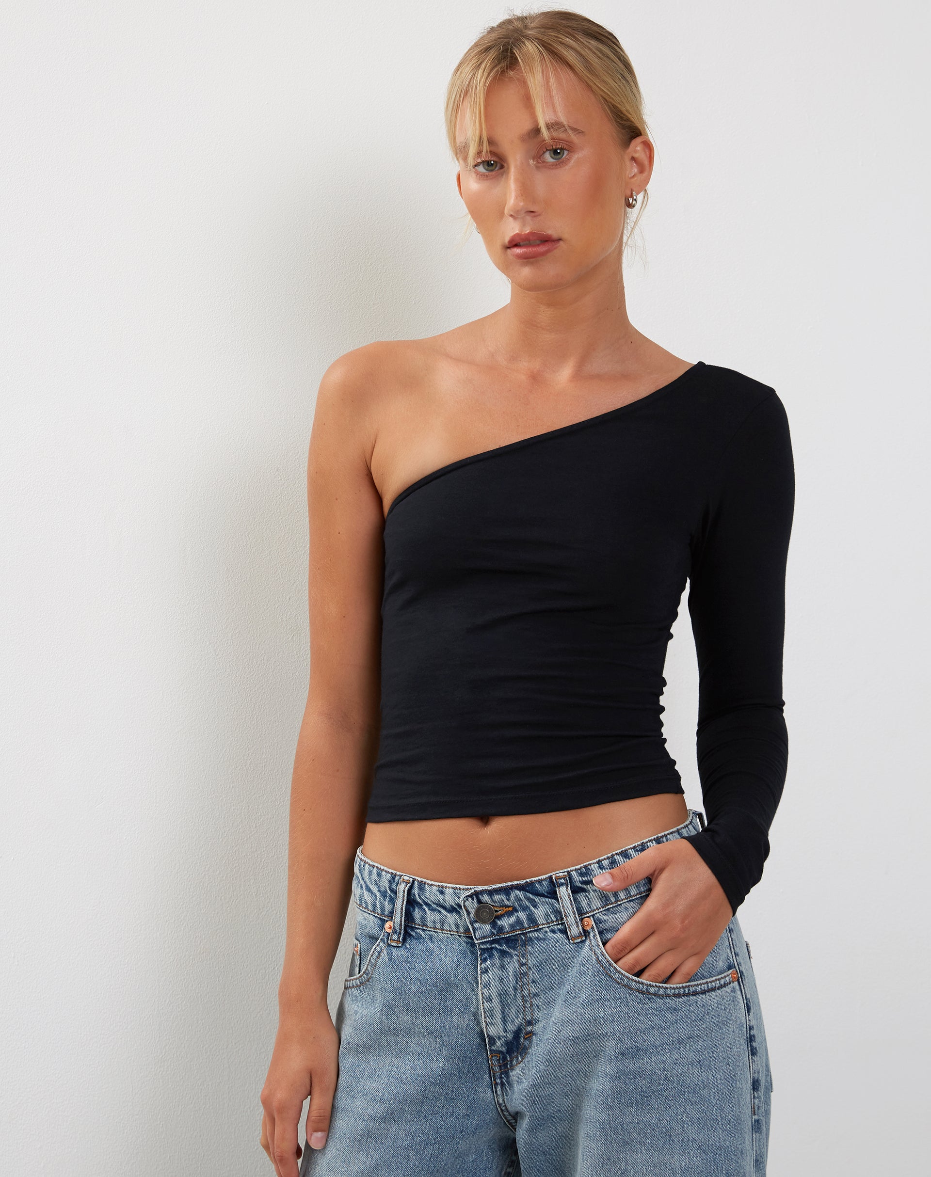 One shoulder long sleeve top black on sale