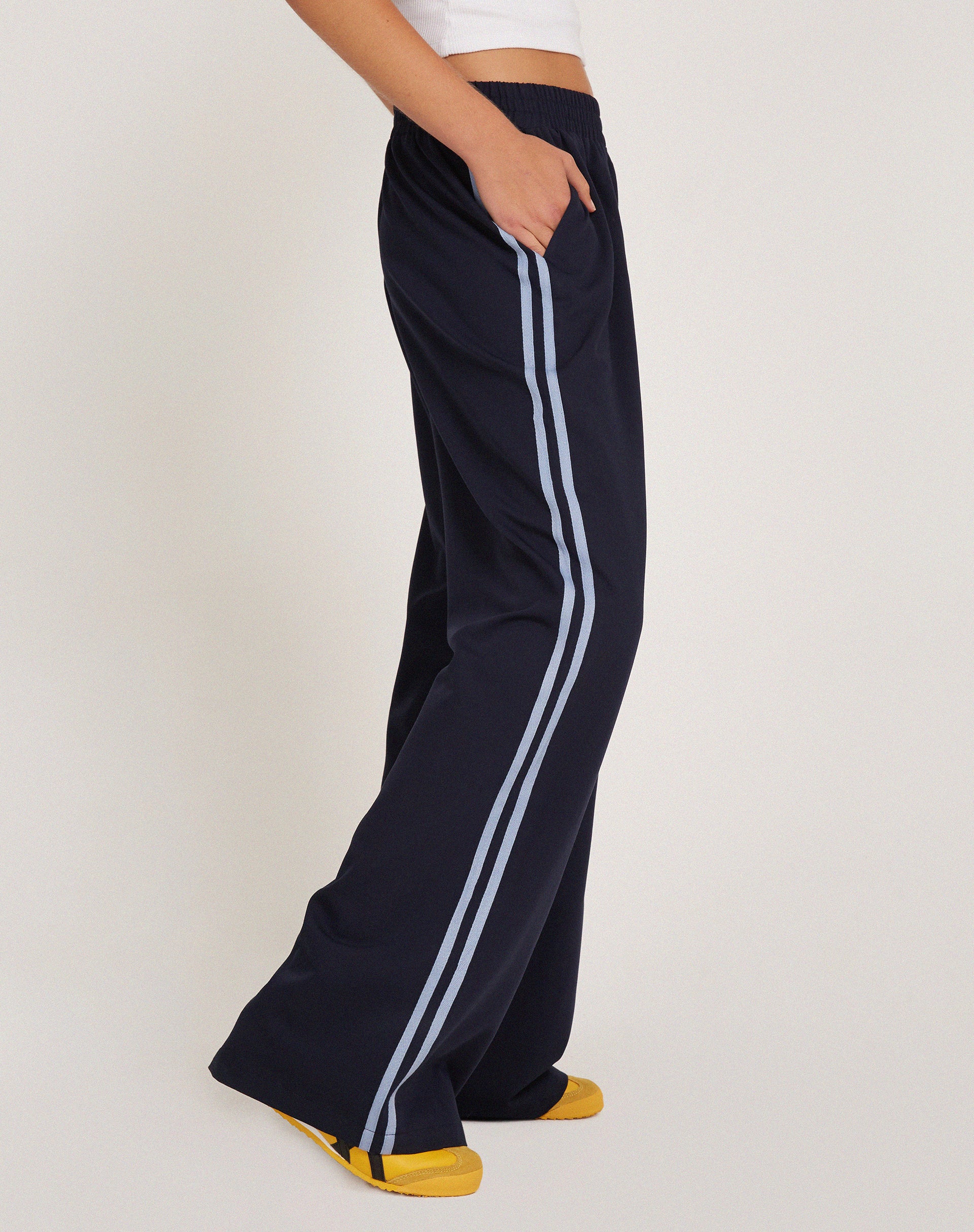 womens small navy blue track pants side stripe straight leg