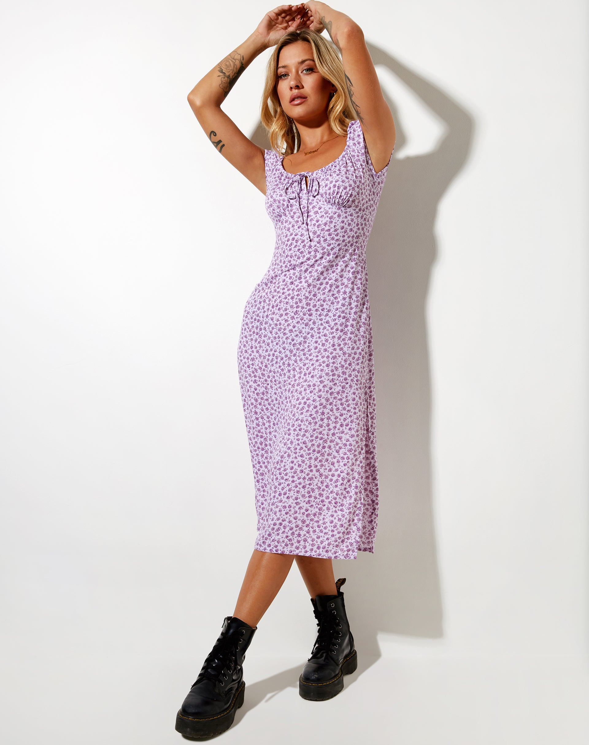 Lona Midi Dress in Ditsy Rose Lilac