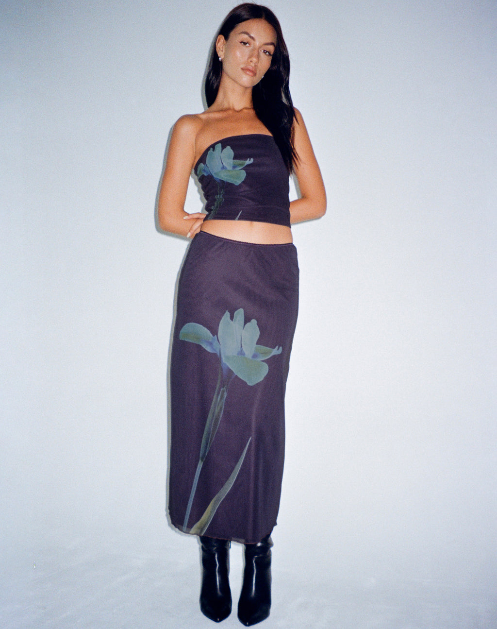 Skirt | in Mini Emb – Flower Butterfly Embroidered Navy Lael