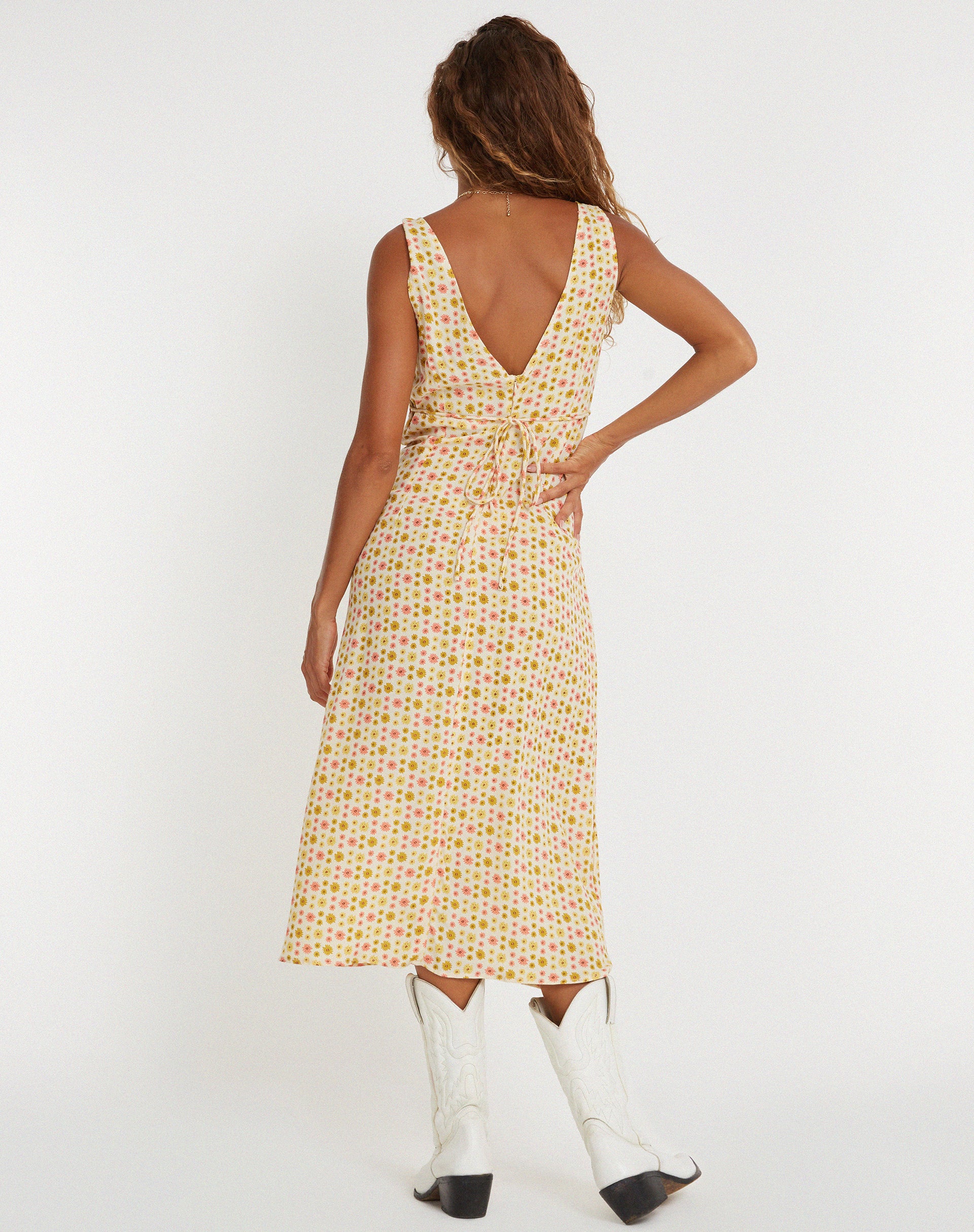 Daisy chain 2024 midi dress