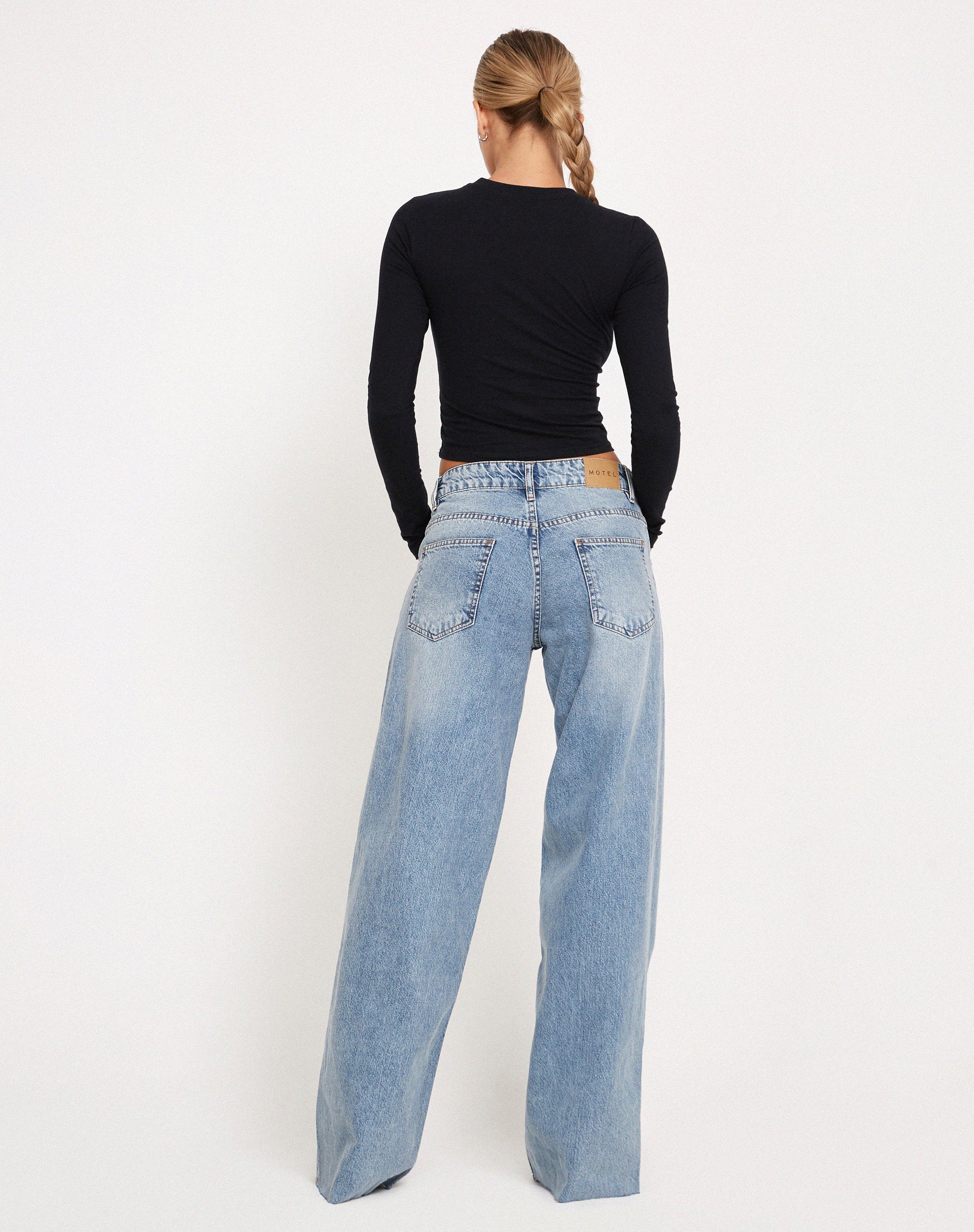 Roomy Extra Wide Low Rise Jeans in Washed Black Grey